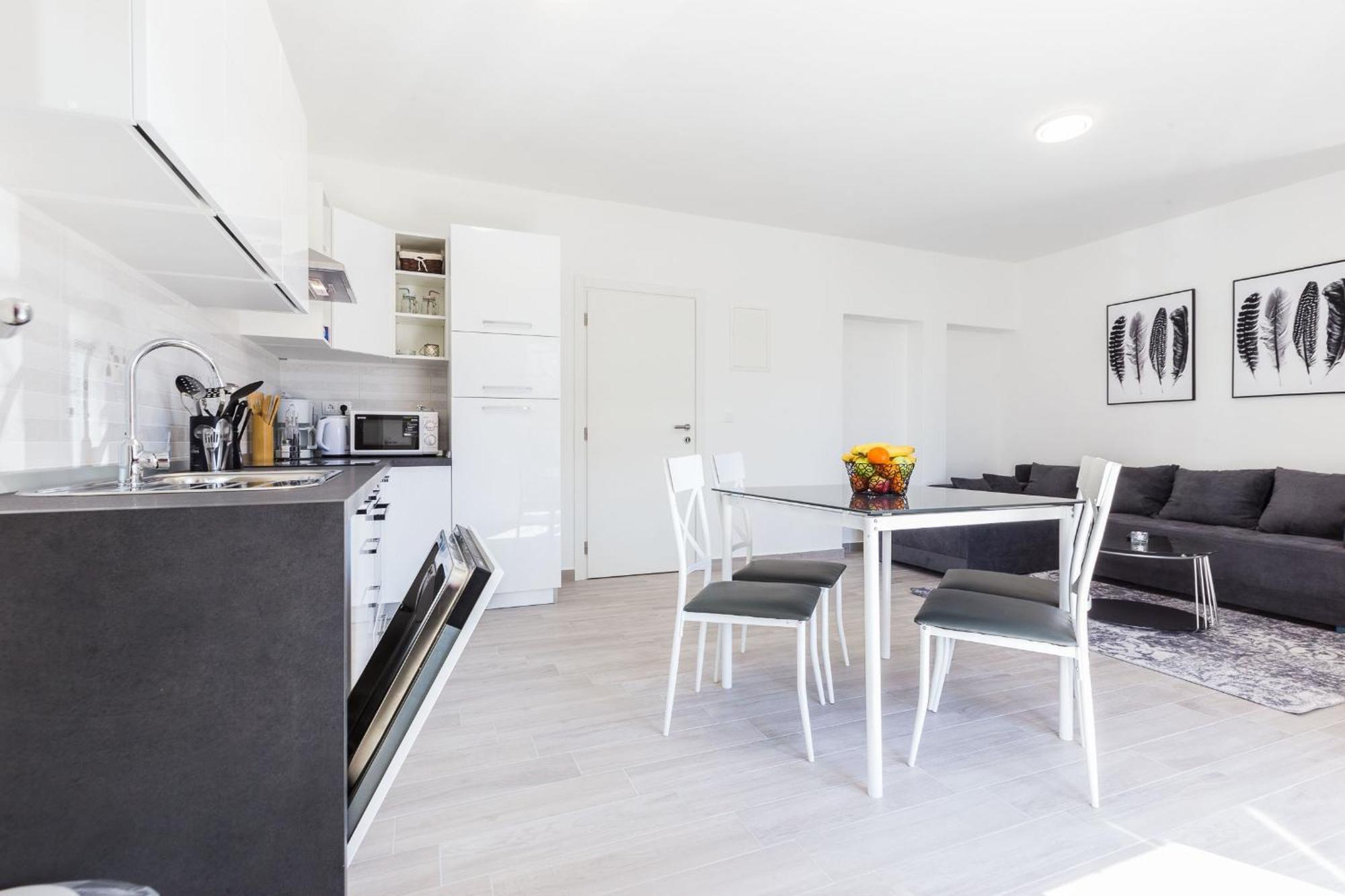 Nikola Apartments Free Parking Bbq Задар Стая снимка